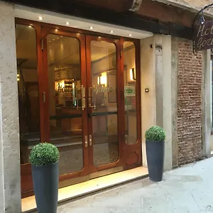 Gorizia A La Valigia Otel Venedik
